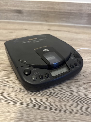 Sanyo Compact Disc Player CDP-350 Anti-Shock - Fully Working - Picture 3 of 8