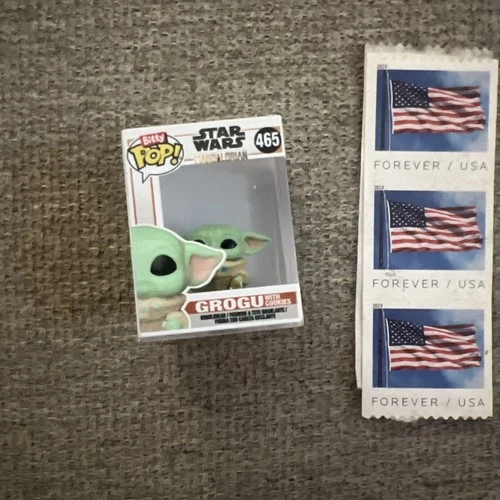 Funko Bitty Pop #378 Grogu with Cookies Chase 1/3 Star Wars Mandalorian 1"