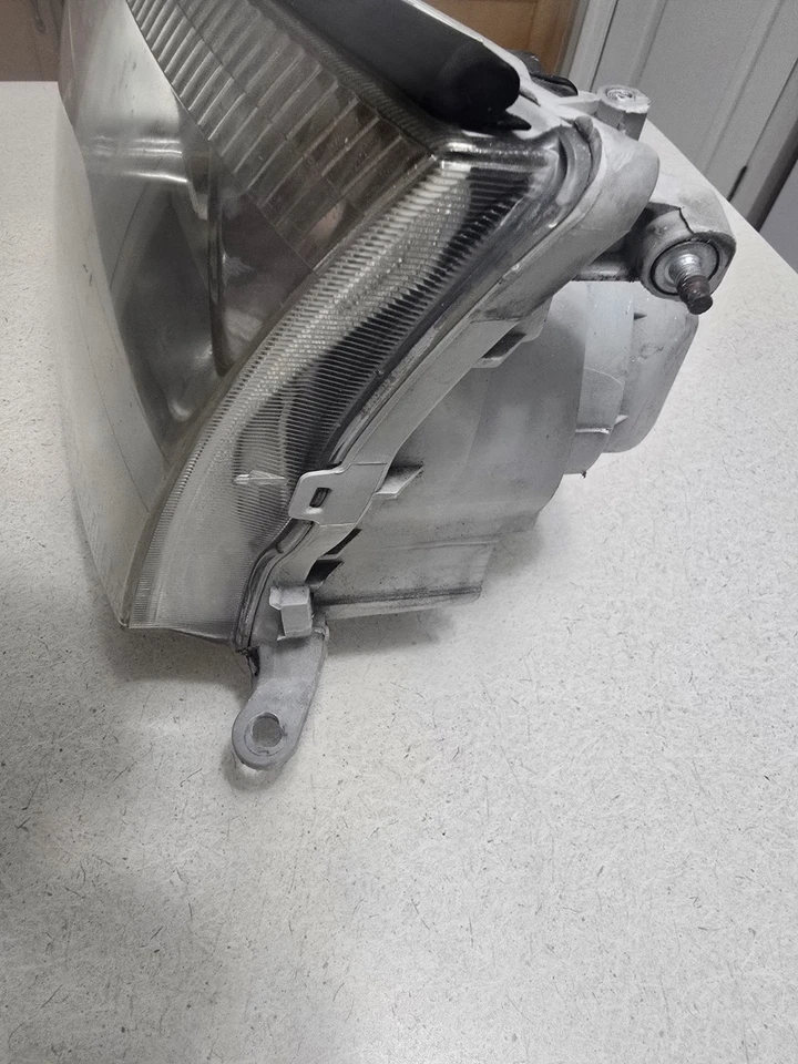 Conjunto de lámpara de faro delantero izquierdo del lado del conductor Lexus LS400 1998-2000 OEM xenón Foto 4 de 4