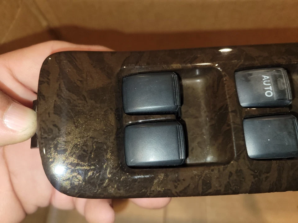 2001-2007 TOYOTA HIGHLANDER MASTER INTERRUPTOR DE JANELA DE ENERGIA GRÃO DE MADEIRA 84040-48050 - Imagem 4 de 4