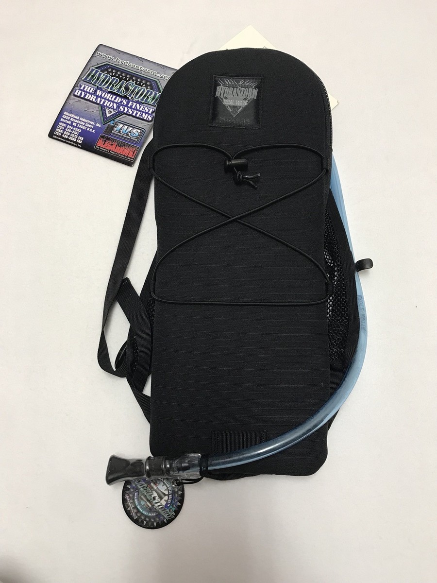 Hydrastorm Black 100 oz Tidal Wave Back Pack New with Tags - Main Image