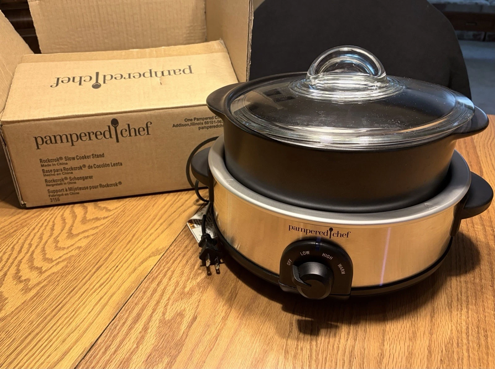 Retired-Pampered Chef Rockcrok 4 Qt Dutch Oven Rock Crock w/ Glass Lid Pot Black
