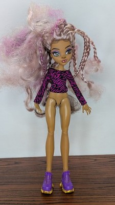 Monster High G3 ''Faboolous Friends Clawdeen Wolf'' Fashion Doll (Mattel, 2022)