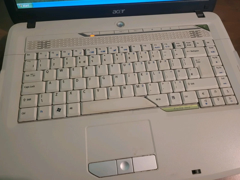 CHEAP Acer Aspire 5315 15.4" Windows XP Laptop Intel Pentium 1.5 GB RAM 80GB HDD - Image 2 of 4