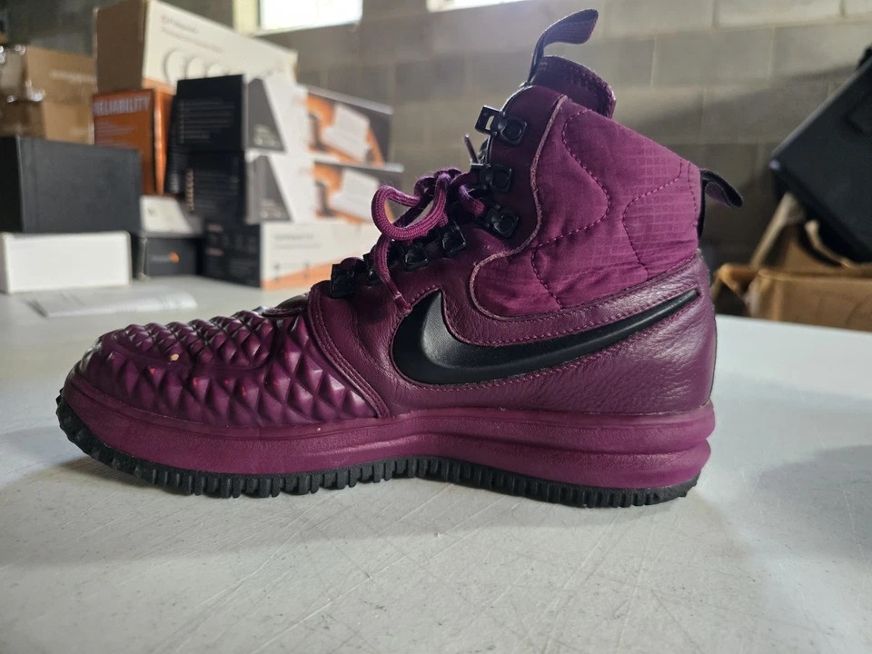 Nike Lunar Force 1 Duckboot Burdeos/NegroTALLA 8 Foto 3 de 4