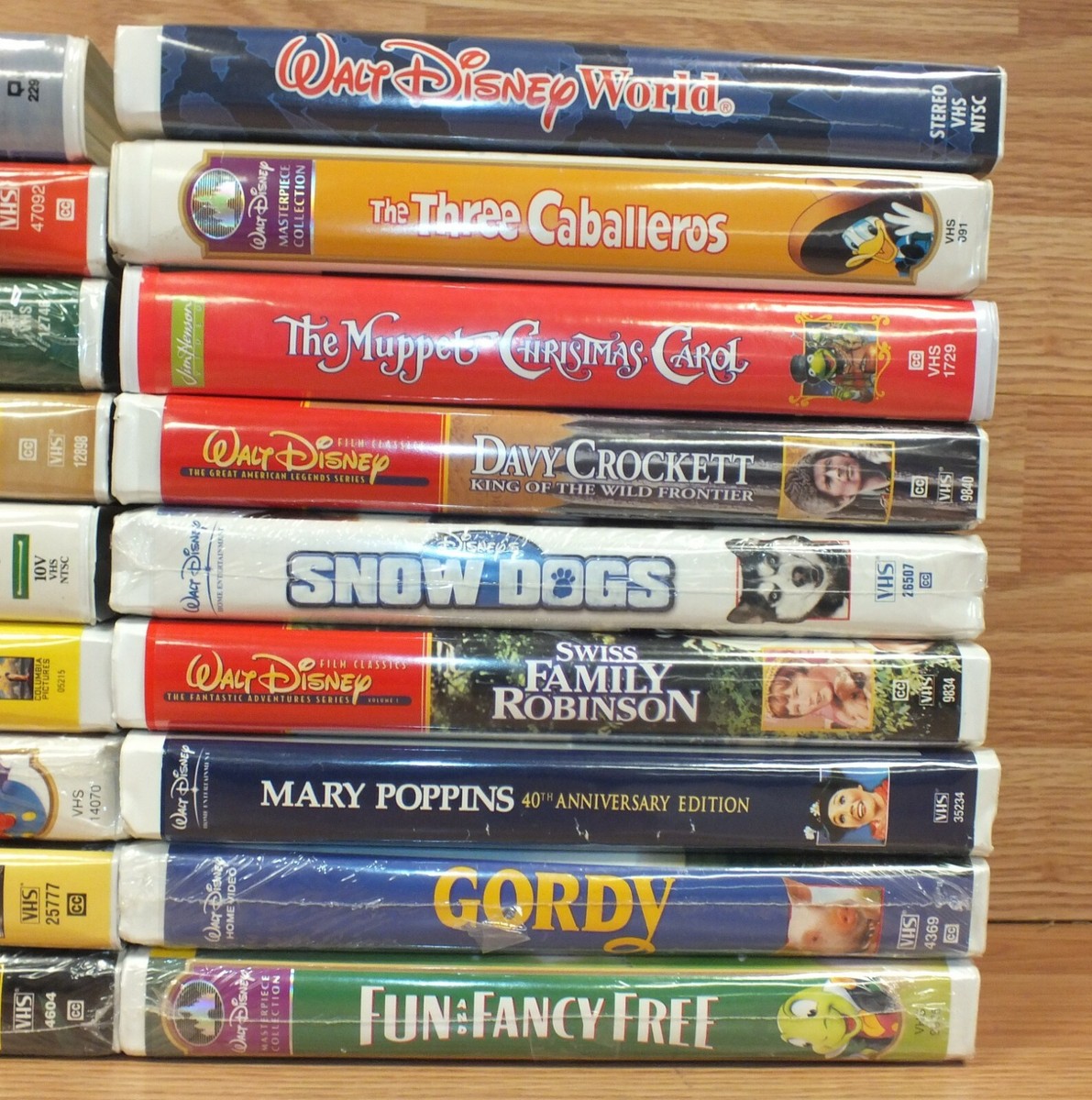 Mixed Lot of 18 Disney VHS Clamshell Tapes - Stuart Little, Jungle