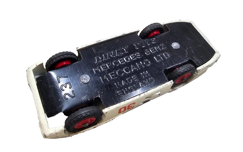 COCHE DE CARRERAS DINKY TOYS MERCEDES BENZ #237 MECCANO GT BRETAÑA - Envío gratuito de colección Foto 2 de 3