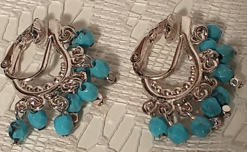 Avon Aqua Beaded Hoop Earrings Jewelry 2001 tblaw1 - Picture 12 of 12