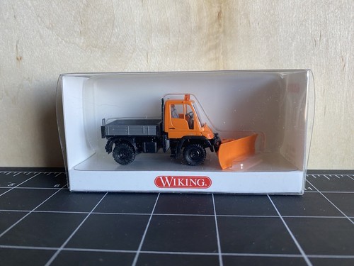 WIKING 6460335 Unimog U 400 with Snow Plow - 1:87/HO