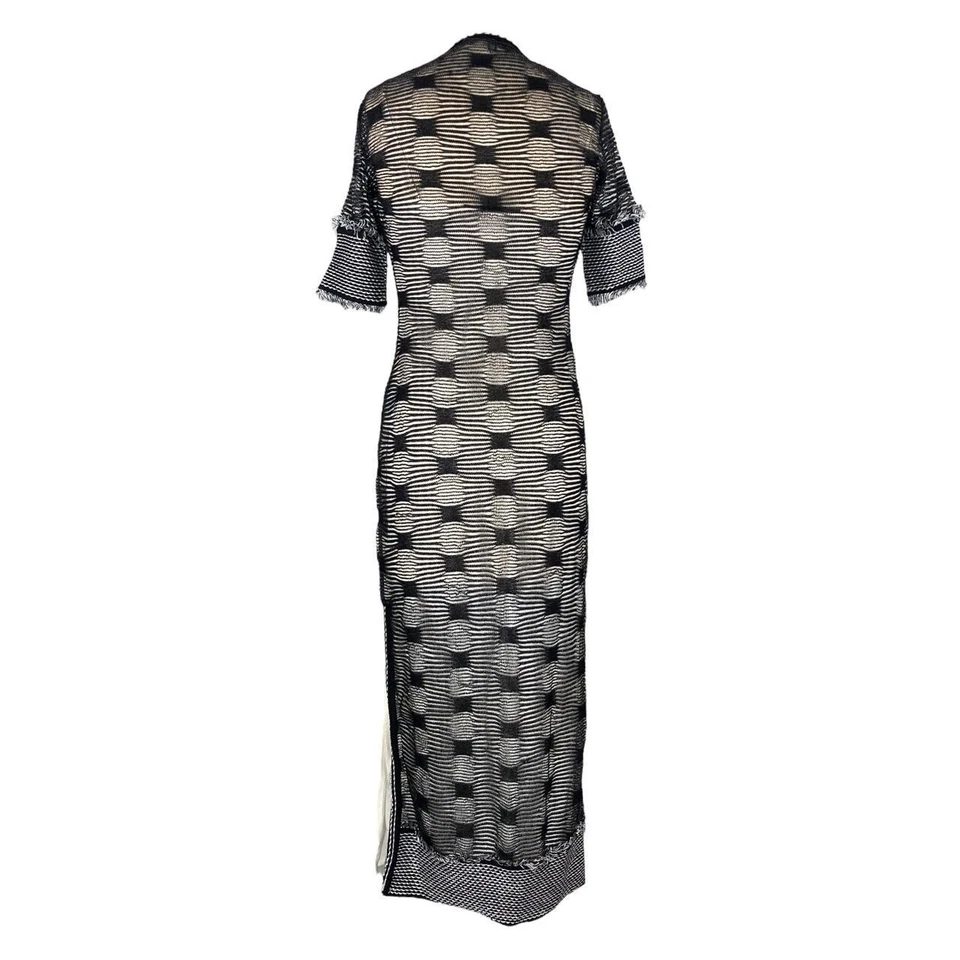 maxi vestido de malla crochet blanco y negro años 90 gianfranco ferré Foto 2 de 4