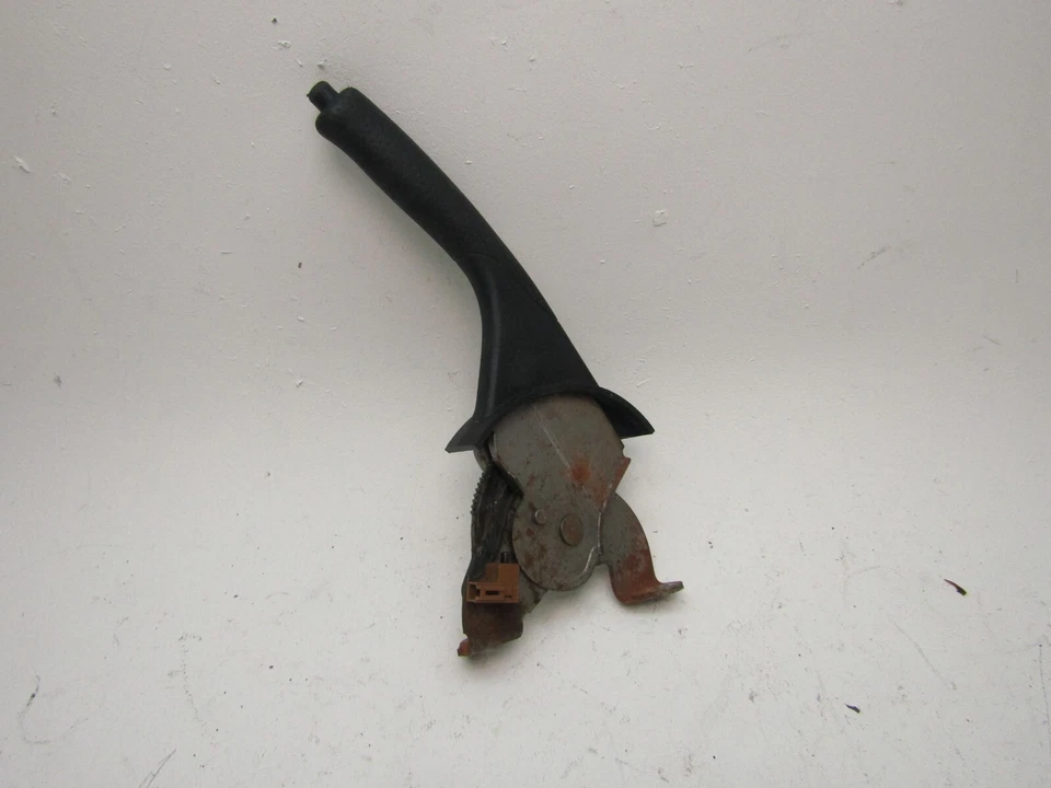 Manija de freno de estacionamiento RAV4 2001 2005 TOYOTA soporte de montaje de liberación de emergencia OEM Foto 3 de 4