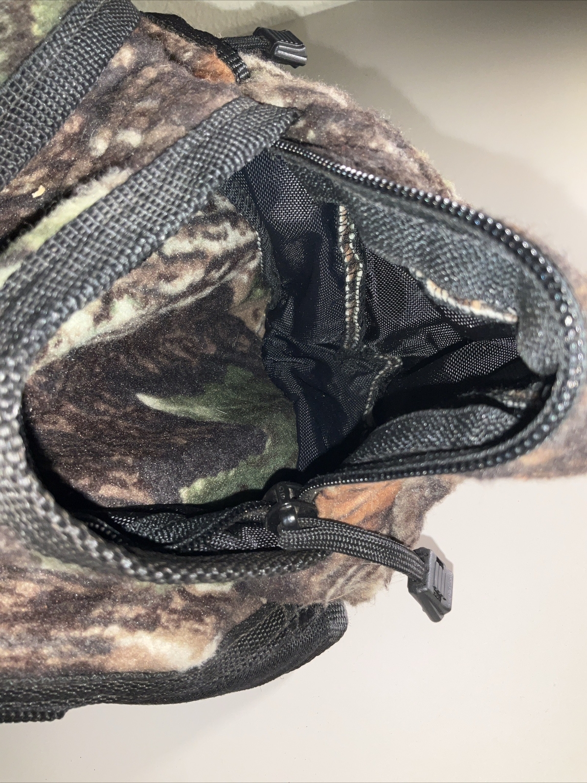 CABELA'S HUNTING,HIKING OR FISHING PAC FANNY, WAIST LUMBAR DAY PACK