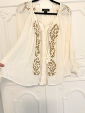 Karen Kane Top Womens Medium Cream Embroidered Peasant Boho Blouse Tassel Artsy