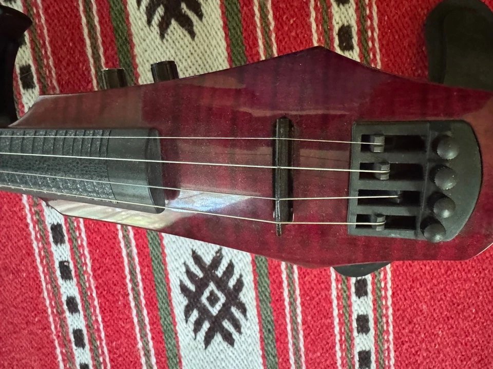 NS Design WAV - 4 Violin Red - Image 3 of 4