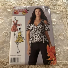 Simplicity Sewing Pattern 0465 Sizes 4-12 Misses Wrap Dress Top Belt Uncut 2011