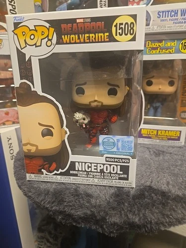 **SUPREME LE 9500** Funko Pop! Wolverine Nicepool #1508