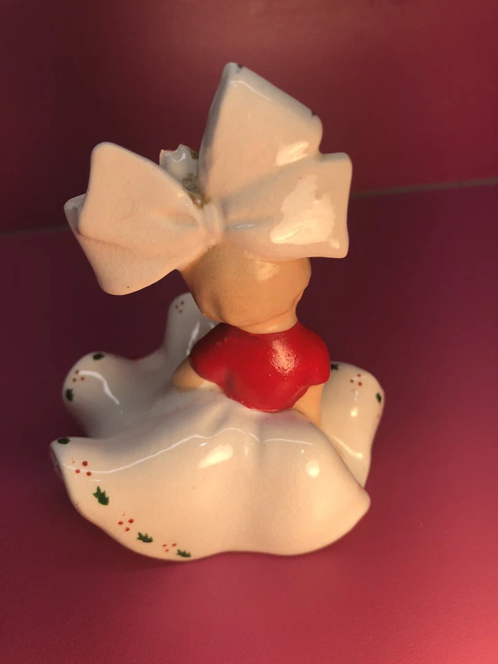 Estatuilla de niña de Navidad vintage Inarco Big Bow Poinsettia Ohio 1963 Foto 3 de 4