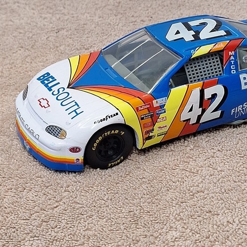 Joe Nemechek #42 Chevrolet 1995 Nascar 1/24 DieCast Racing Champions No Box - Picture 2 of 11