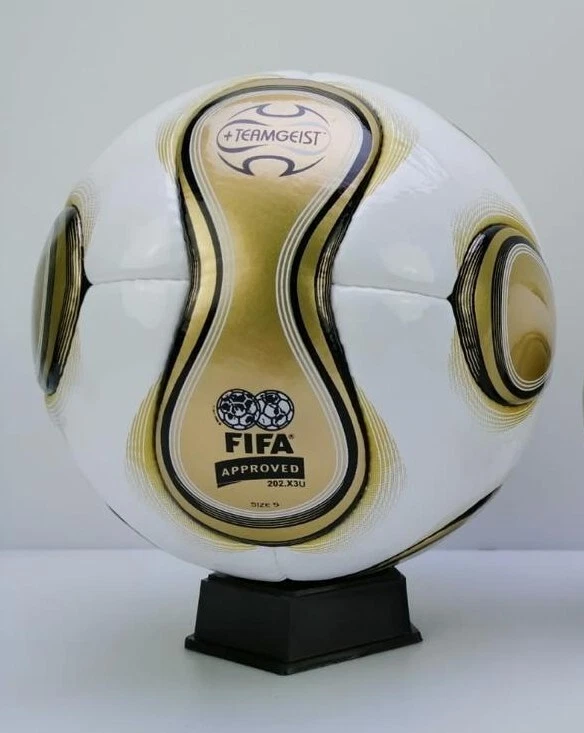 TeamGeist 2006 World Final Soccer Official Match Ball Hand Stitched |