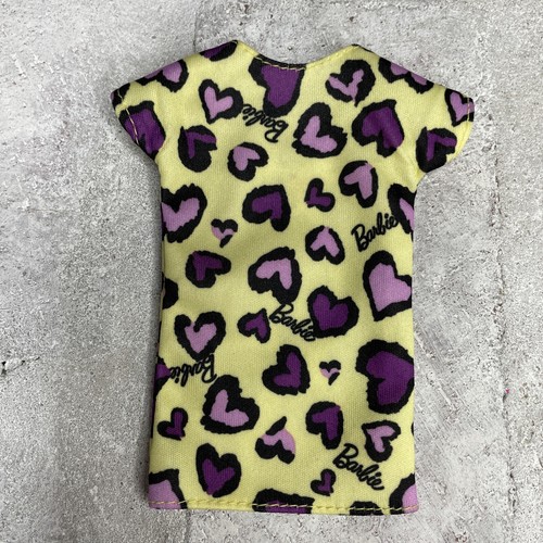 Lotto due abiti Barbie curvy taglia bambola, tema cuori topo, borsa nera #CD3 - Foto 2 di 7