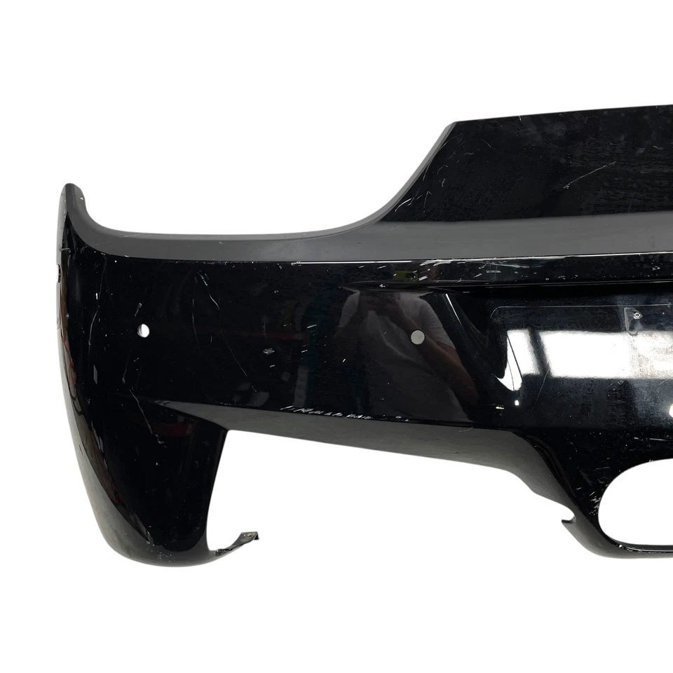 Cubierta de parachoques trasero Ferrari Italia 458 Spider 2010-2015 OEM 072661344 Foto 3 de 4