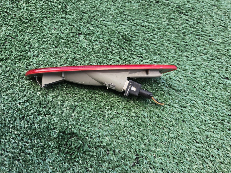 Левый задний габаритный фонарь 02–08 JAGUAR X-TYPE LH от оригинального производителя драйвер 2002–2008 X тип  - Изображение 4 из 4