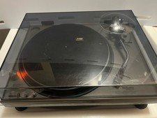 Technics SL-1200 First Generation Direct Drive Turntable Record Player
