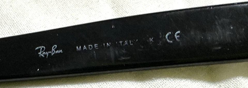 Gafas de sol Ray Ban RB1324 Wayfarer II negras polarizadas hechas en Italia Foto 4 de 4