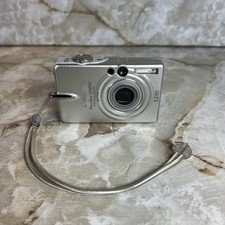 Canon PowerShot SD200 Silver 3.2MP 3x Optical Zoom Digital Elph Camera FOR PARTS