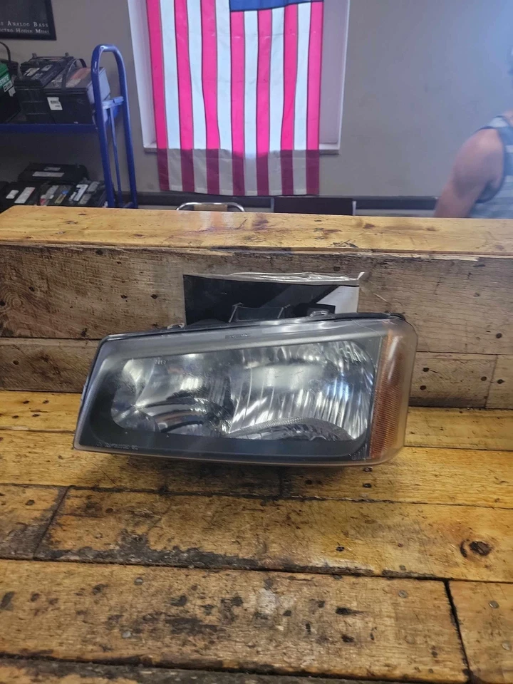 04-07 FARO DELANTERO IZQUIERDO SILVERADO 1500 2500 3500 ESTILO CLÁSICO OEM Foto 2 de 4