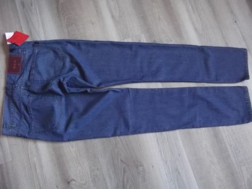 NUOVI CON ETICHETTE - ISAIA NAPOLI - JEANS 5 TASCHE - 48 R - PESO ESTIVO - MADE IN ITALY - $600 - Foto 5 di 12