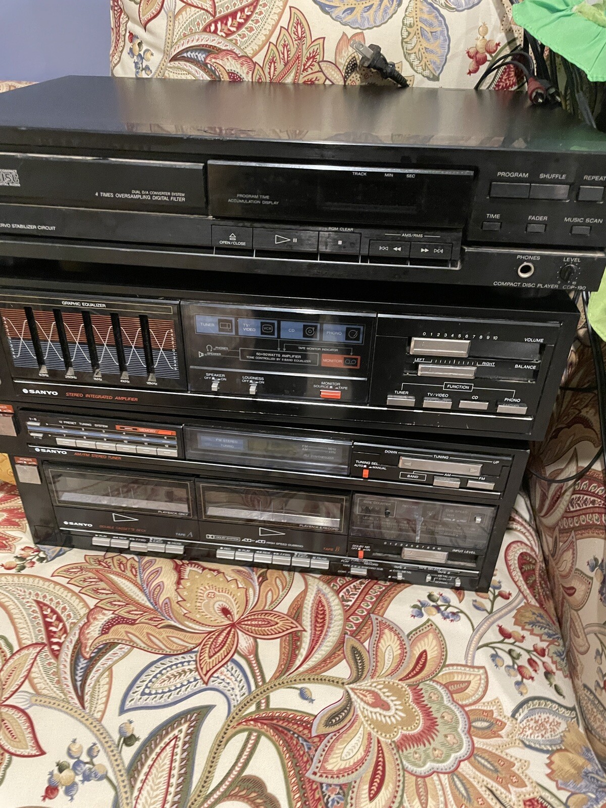 Bulk Sound System Sanyo Stereo Component System UNTESTED