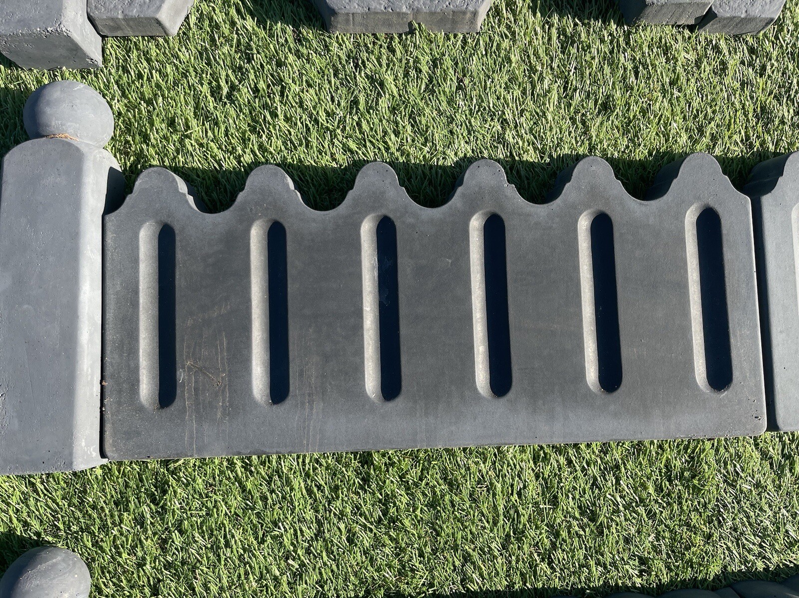 Rope Barely Twist Victorian Edging Patio Slab ,Grave Side ,Concrete