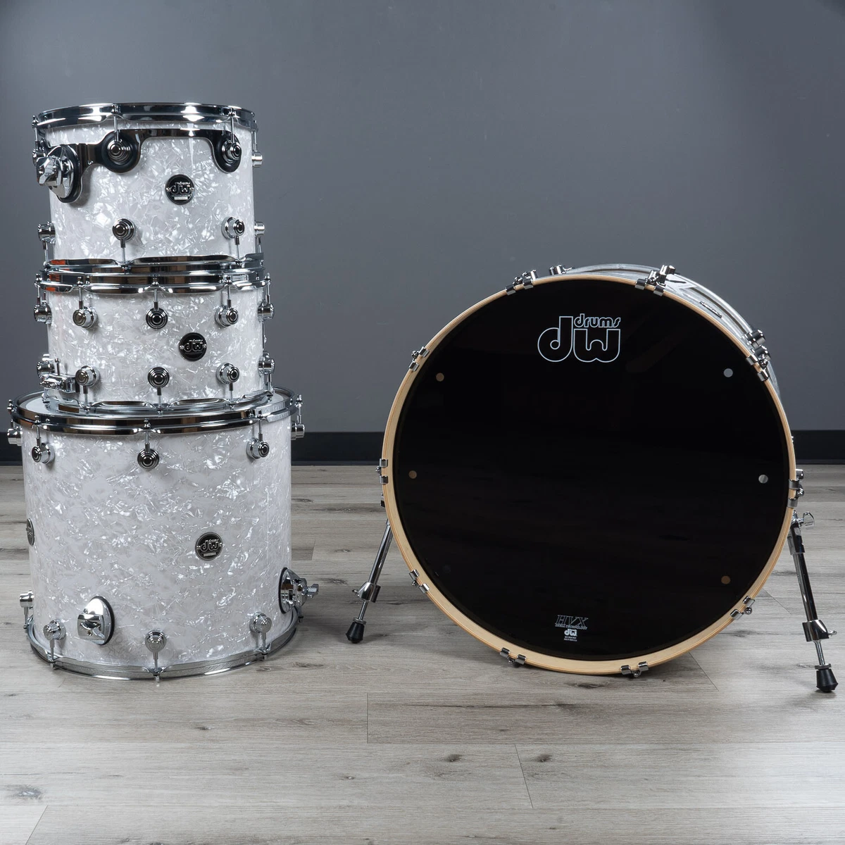 Dw 4 2024 piece drum set