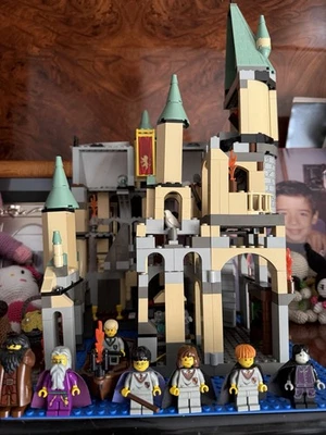 LEGO HARRY POTTER 4709 CASTILLO HOGWARTS WITHOUT BOX AND INSTRUCTIONS - Imagen 1 de 4