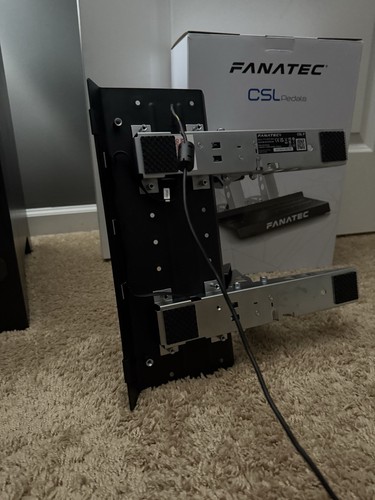 Fanatec CSL Pedals (Throttle And Brake) - Picture 2 of 3