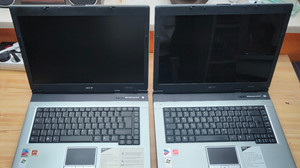 1x Acer Extensa 3000 WLMi, 1x Acer Extensa 3002 WLMi - Ersatzteilspender