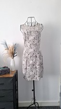 Sleeveless lined lace dress size 36 EU