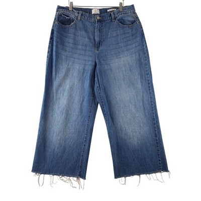 True Craft Relaxed Wide Leg Jeans Women's 14 Raw Hem 100% Cotton Fading READ