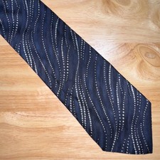 Giorgio Armani Luxury 100 Silk Tie Navy Blue Silver Dot Pattern Made in Italy