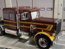 Peterbilt 359 1967 braunmetallic Road Kings R...