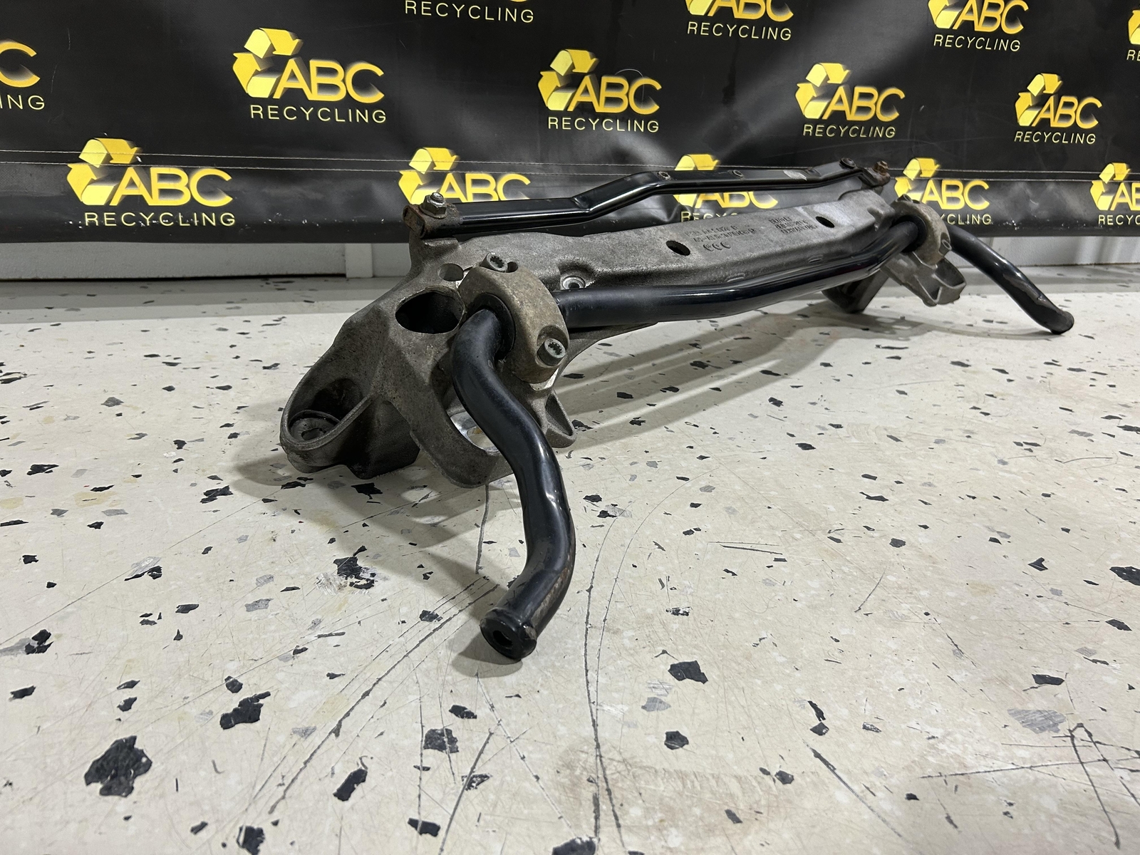 2007 Bentley Flying Spur Front Engine Craddle Assembly (4E0.199.205) OEM