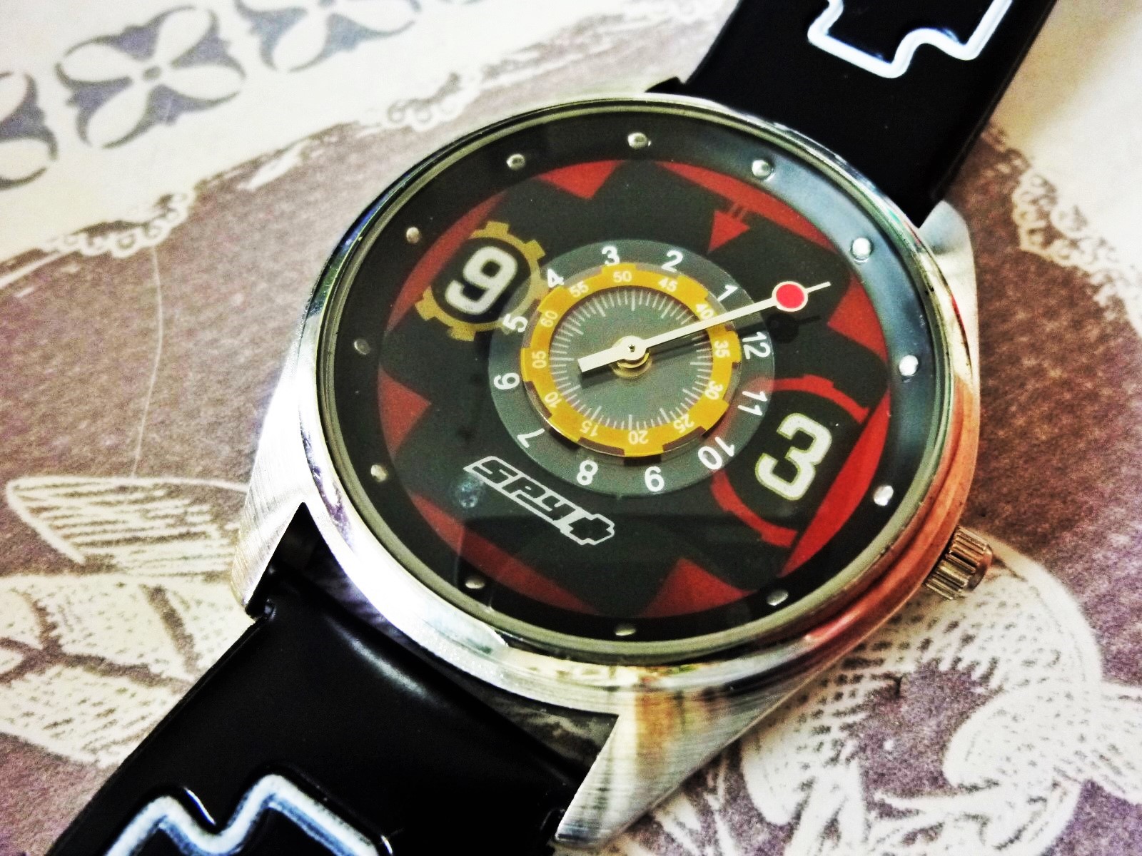 SPY montre analogique à disques ANA0010 pour lire l'heure avec originalité