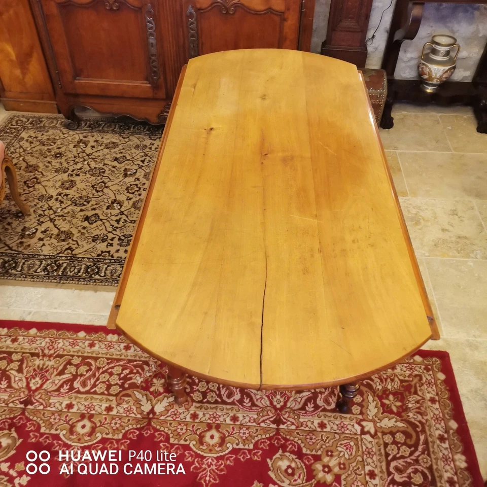 Table avec deux rabats en merisier blond fin 19ème - Photo 3/4