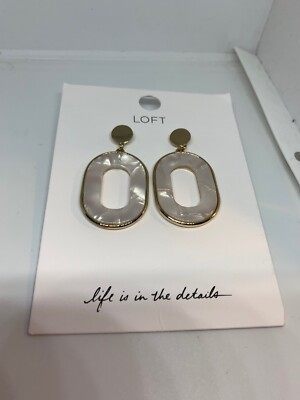 $34.50 loft gold tone  marbleized resin   drop earrings E21