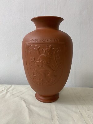 Terra Cotta Vase German Coat of Arms Lion Star Sun Stadt Osthofen Urn Vintage