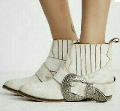 matisse understated biker boot