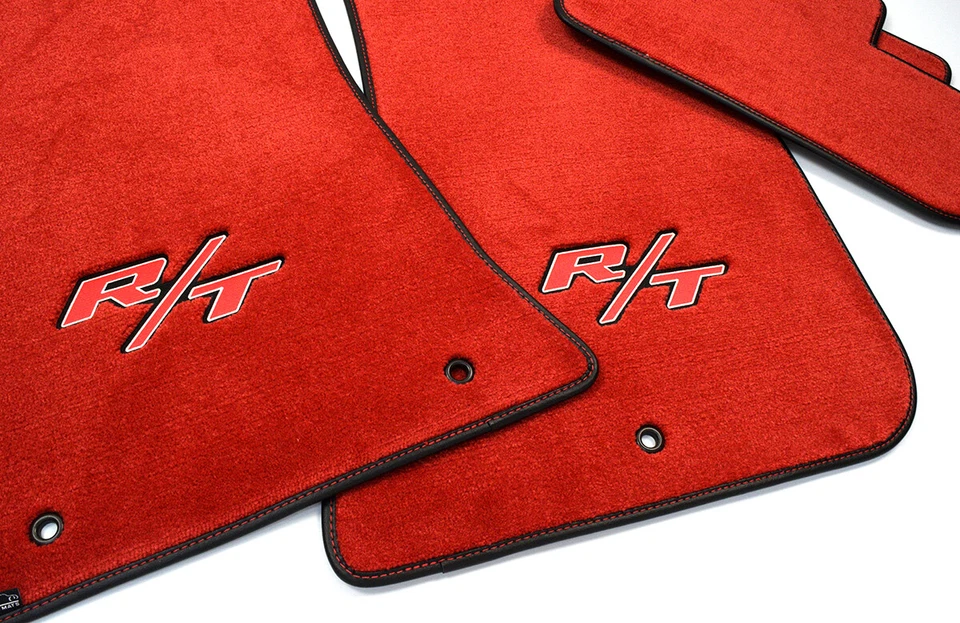 Alfombrillas Dodge Challenger R/T rojo brillante logotipos R/T calidad premium 32 oz mejora Foto 2 de 4