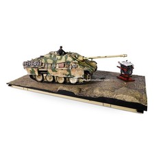 Forces of Valor 1/32 German Tank Sd.Kfz.173 Jagdpanther Ausf.G1 - 801007A