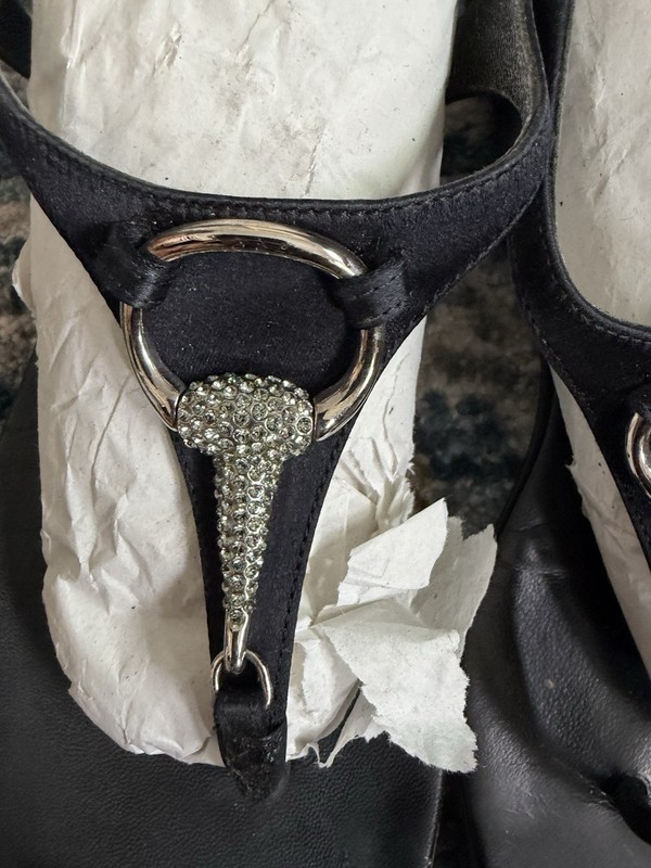 Gucci Black Leather Strappy Sandals Jeweled Metal Ring Buckle Women's Size 7   